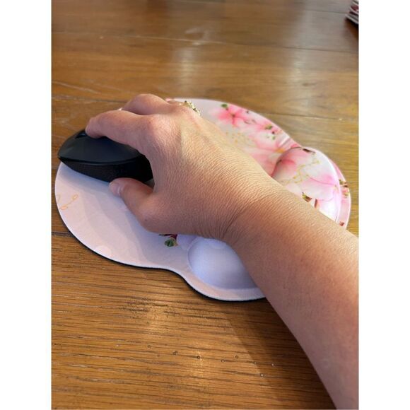 Padded wrist rest support mouse pad. Pink floral design. NWT. - Picture 3 of 6
